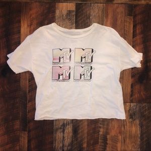 MTV white graphic tee